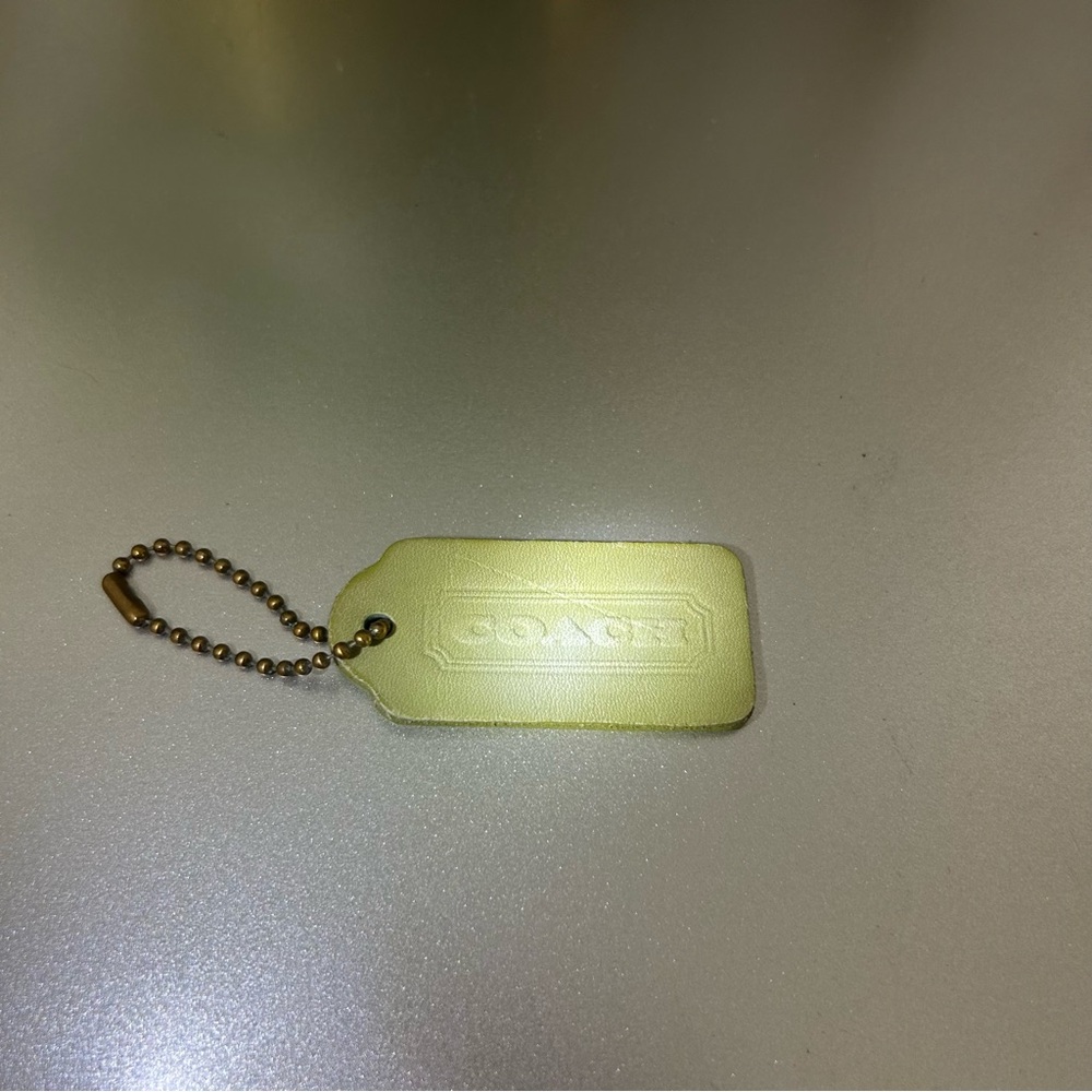 Coach 🍋‍🟩Vintage Hangtag 🍋‍🟩LIME 🍋‍🟩color
